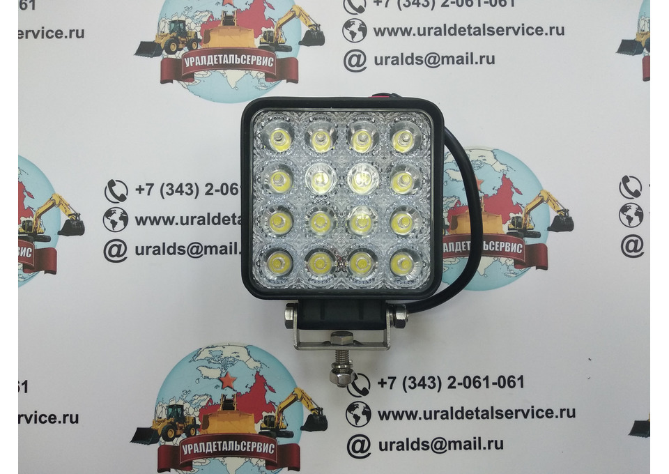 "Светодиодная фара UDS-012 LED рабочего света 48W "
